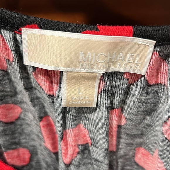 Size Large Michael Kors top - Picture 2 of 4